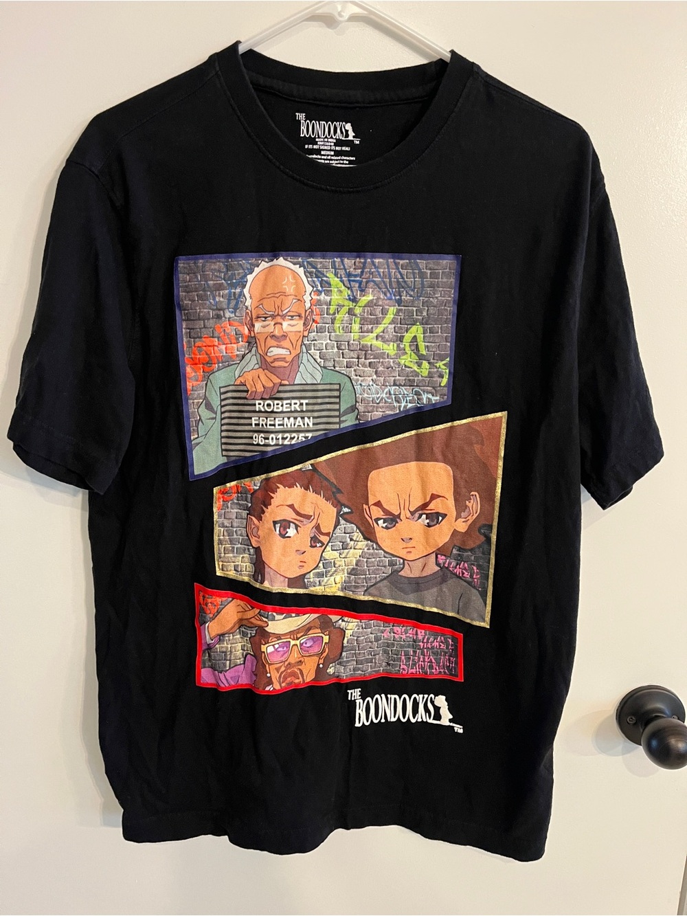 Men’s size medium The Boondocks short sleeve tee shirt